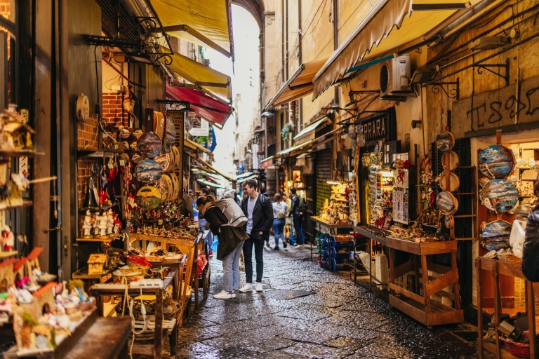 Naples: visite historique des origines, des cultes et des légendesVisite partagée en italien