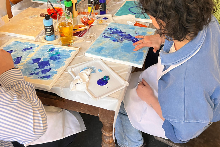 Sip & Paint Team Event Abstract Painting in Cologne