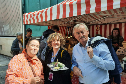 Dublin: Walking Food Tour with local chef, 7 stops or more!