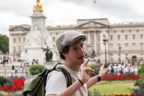 London: British Royalty Walking Tour