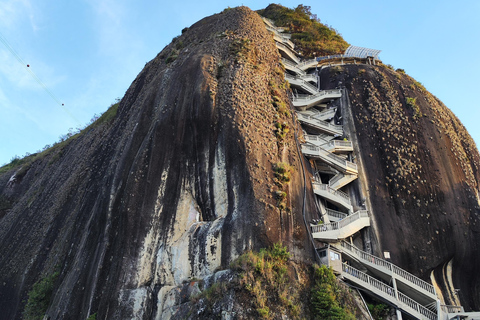 Guatapé & El Peñol: Luxury Protocol and Private Sailing GUATAPÉ PLUS