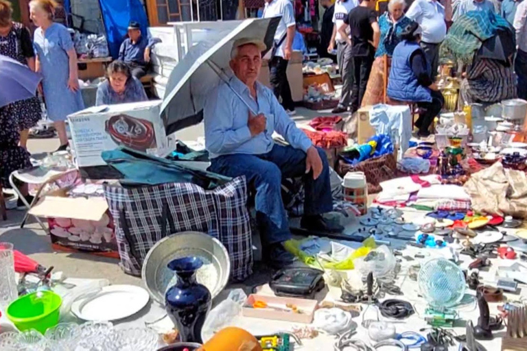Baku's Hidden Treasure: Sabunçu Flea Market and Soviet Nostalgia