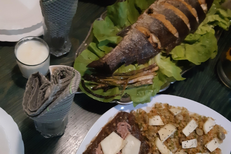 NIEUW: Geniet van Sidibousaid, Medina en verrukkelijke Tunesische gerechtengeniet van sidibousaid, medina en proef Tunesisch eten en drinken