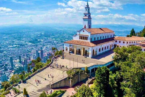 Bogotá: Full City Tour + Transport + Tickets + Guide + Refreshment Bogotá: Full City Tour + Transport + Tickets + Guide + Refreshments