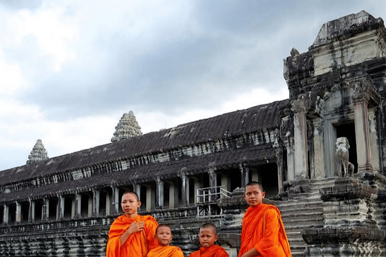 Siem Reap: Private Angkor Custom Tour with a Local Guide Siem Reap: Private Angkor Custom Tour with a Local Guide