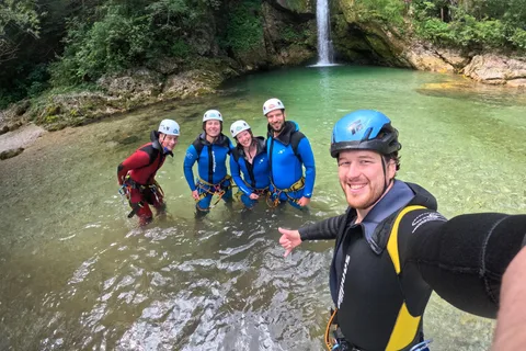Bled: Avventura di canyoning nel Parco Nazionale del Triglav con foto