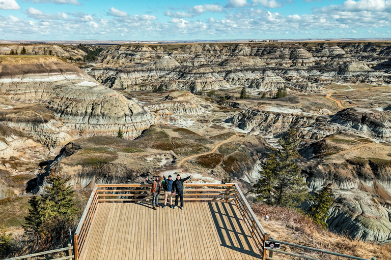 Day of Dinosaurs and Hoodoos From Calgary to Drumheller