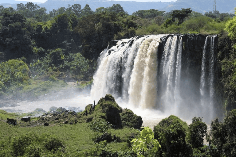 Addis Ababa: Gondar, Gorgora, and Bahir Dar 6-Day Tour