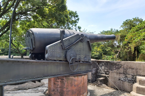 Tamsui: Historic Landmarks and Riverside Morning Tour Small-Group Tour Only