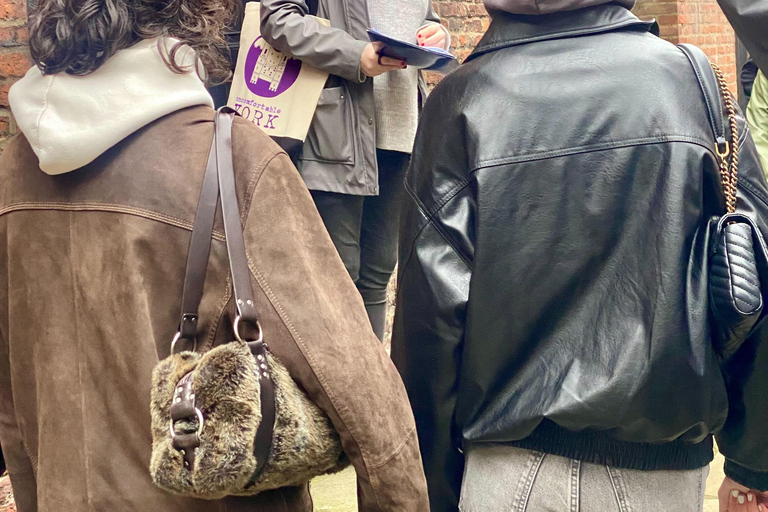 York: tour guidato a piedi non convenzionale