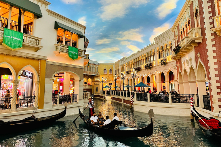 Doha: City Tour & Villaggio Mall with Gondola Ride - 4 hour