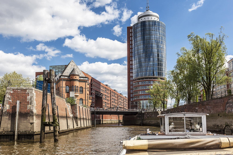 Hamburg: 2-hour harbor tour through the port of Hamburg