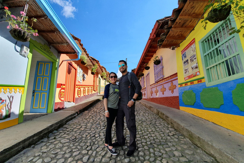 Depuis Medellin : Visite privée du Guatapé et du café