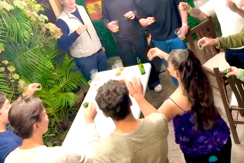 Lima: Pub Crawl with Free Shots and Club Entry