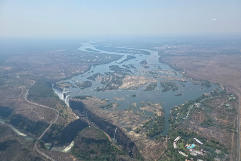 Zimbabwe: 7-Day Victoria Falls, Hwange & Matobo Tour