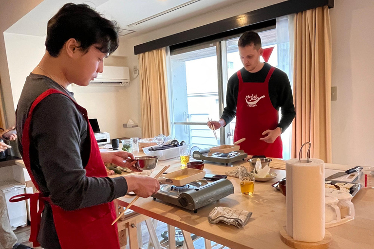 Tokyo : Cours de cuisine de sushi avec dégustation de saké