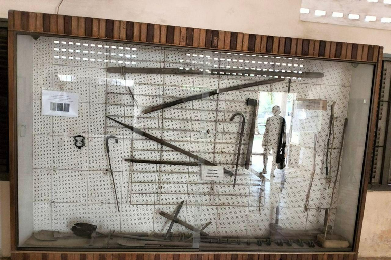 Phnom penh full day Tour full day in Phnom pen , no tour guide!