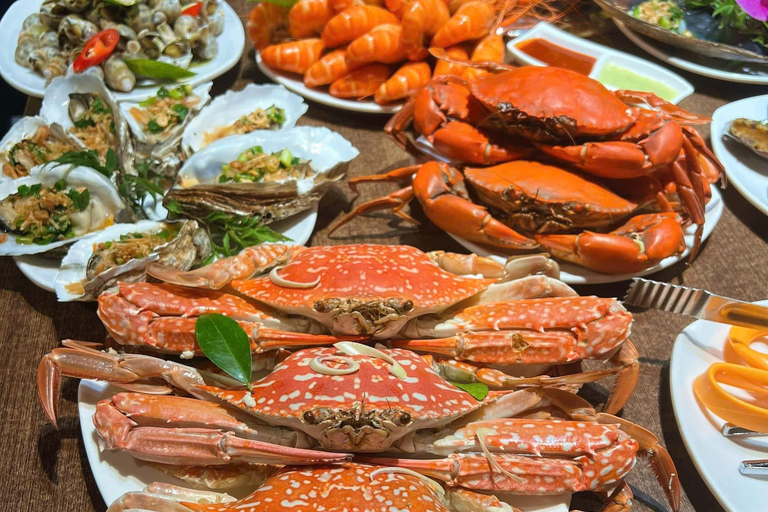 Explore Saigon City Sightseeing & Mekong Delta Cruise Tour Vip Tour With BBQ Lunch