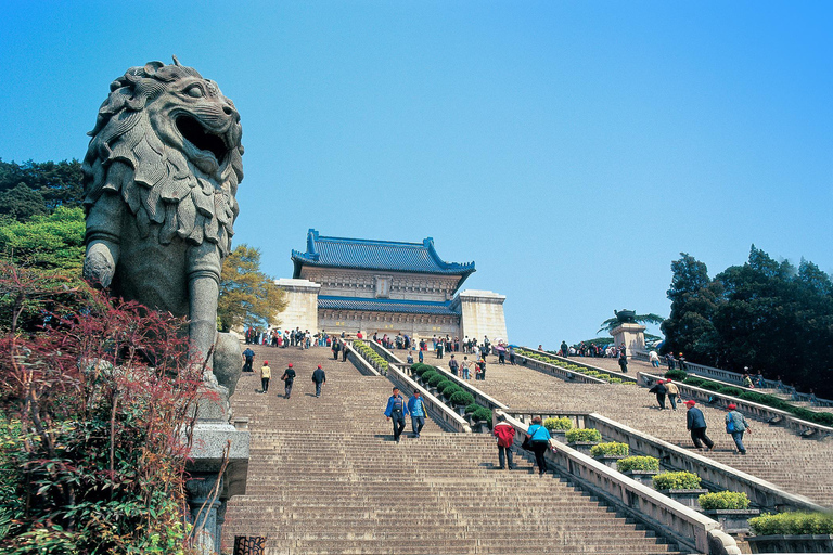 Nanjing: Private Customized City Highlights Tour with Lunch Package tour including entrance fee and lunch