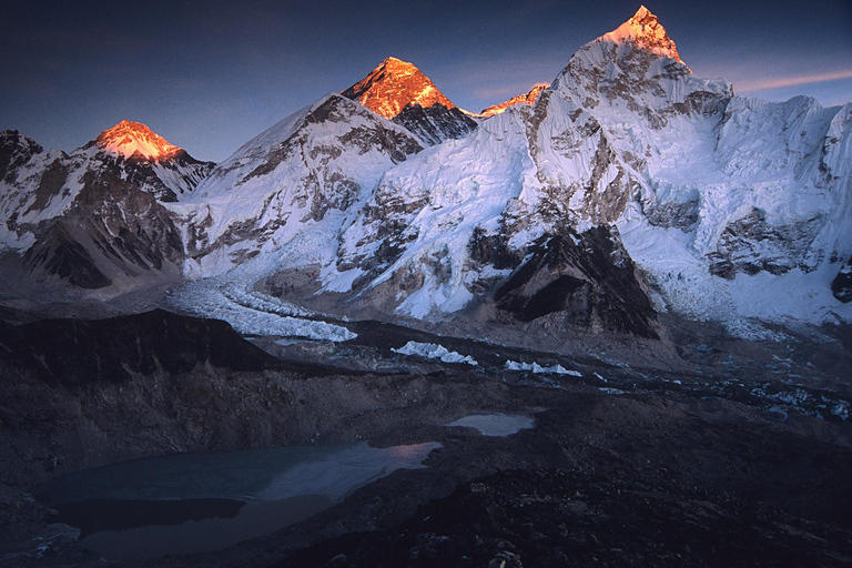 Everest Base Camp Trekking mit Basislager-ÜbernachtungFür Inhaber der nicht-nepalesischen Staatsbürgerschaft