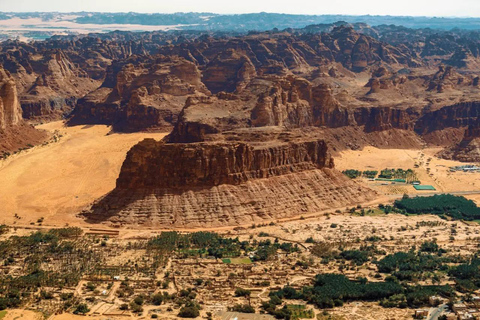 AlUla: A day trip to Al-Ula Old Town and back to Al-Madinah Price for a group of 6 people (transportation with guide)