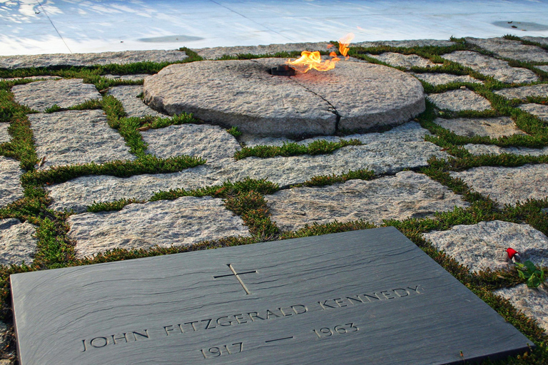 Cimetière d'Arlington et cérémonie de la garde avec le mémorial de l'Iowa Jima