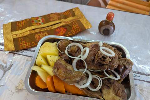 4-Day Authentic Nomadic Family Homestay near the Mini Gobi