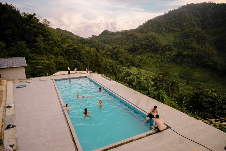 Ha Giang Loop: 3-Day Private Tour by Modern Open-Air Jeep