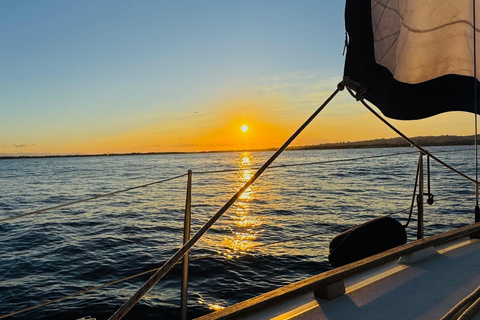 Check out the magic of sailing: a boat tour in Catania Discover the magic of sailing: a boat tour in Catania
