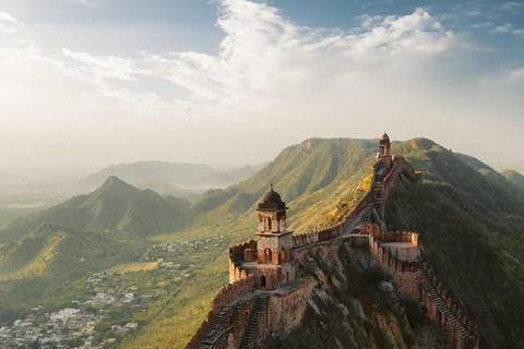 Jaipur Jeep Safari: Amber, Jaigarh, Nahargarh Forts Stepwell Amber Fort, Panna Meena Kund Jaigarh, Nahagrarh Fort by Car