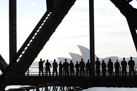 Sydney: Geführter Tagesaufstieg auf die Sydney Harbour Bridge9:45 AM Gipfelanstieg