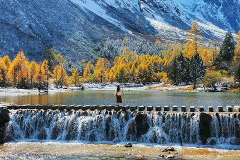 Sichuan: Bipenggou Valley Entry Ticket with Eco-Bus & Tips