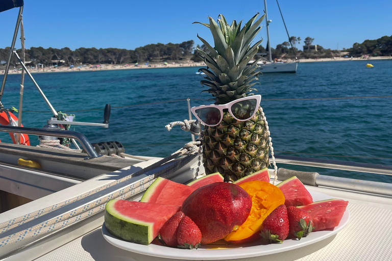 Palma: Private Sailing Boat Excursion with Optional Paella Full day - Boat 42 feet (Max 12 pax)