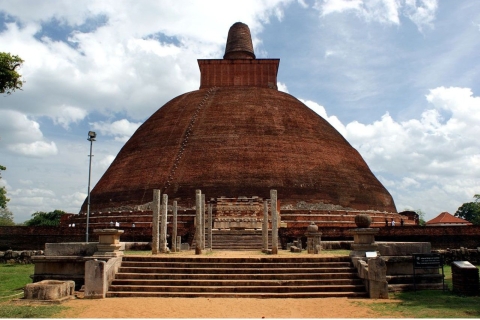 Au départ de Dambulla : Visite guidée de l'ancienne ville d'Anuradhapura
