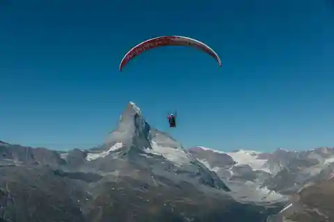 Zermatt: Tandem Paragliding Flight - Best Matterhorn Views