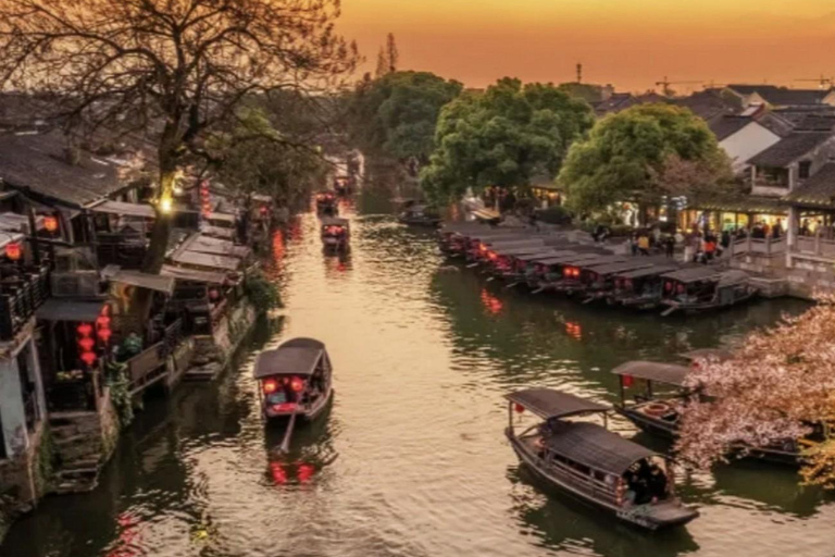 Shanghai: Xitang Night Water Town & Paddleboard Trip
