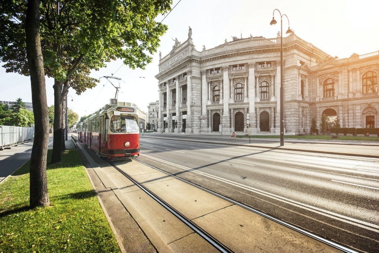 Oldtimer Tram Tour Vienne : Avec dégustationsOldtimer Tram Tour Vienne