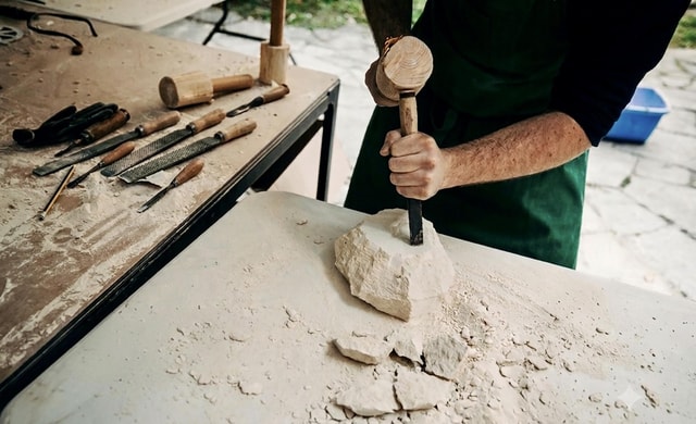 Matera: Stone Carving Workshop in Traditional Tufa Stone