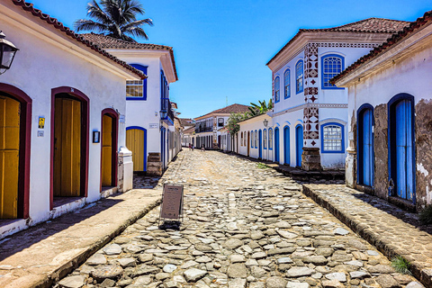 Tour a pie por la ciudad histórica de ParatyTour privado - Guía bilingüe