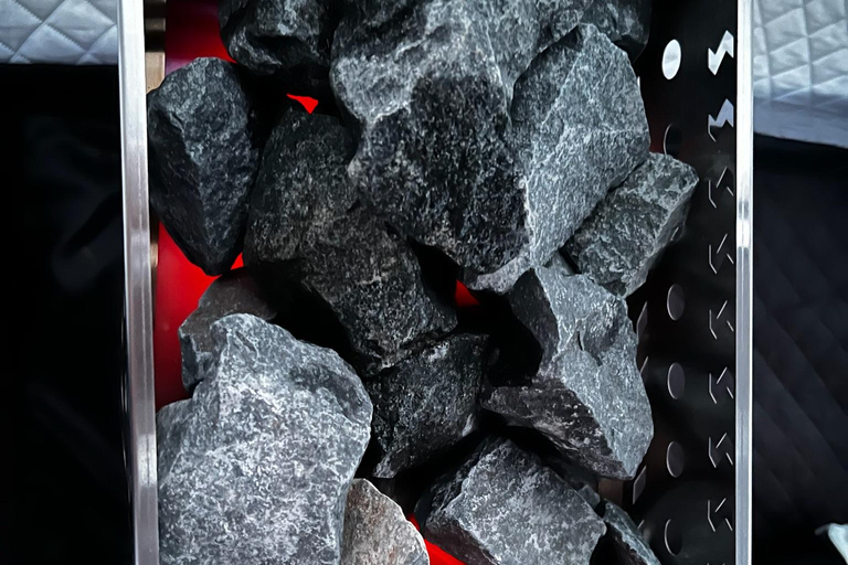 Alaska: Sauna and Cold Water Plunge Experience