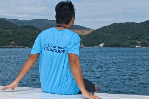 Tour in yacht del Geoparco UNESCO di Hong Kong: quattro archi marini e vulcanoTour in yacht del geoparco UNESCO di Hong Kong: quattro archi marini e vulcano