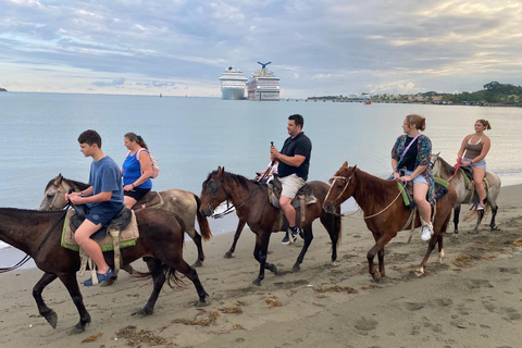 Puerto Plata: Luxury Horseback Riding and Beach Tour