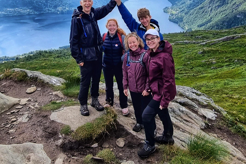 Bergen: Private Guided Fjord Hike