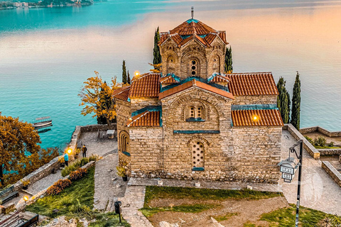 Da Tirana: Lago di Ohrid, Lin e Monastero di San Naum Giorno ...