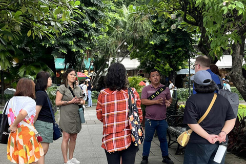 Manila: Intramuros Slum Tour with Local Guide