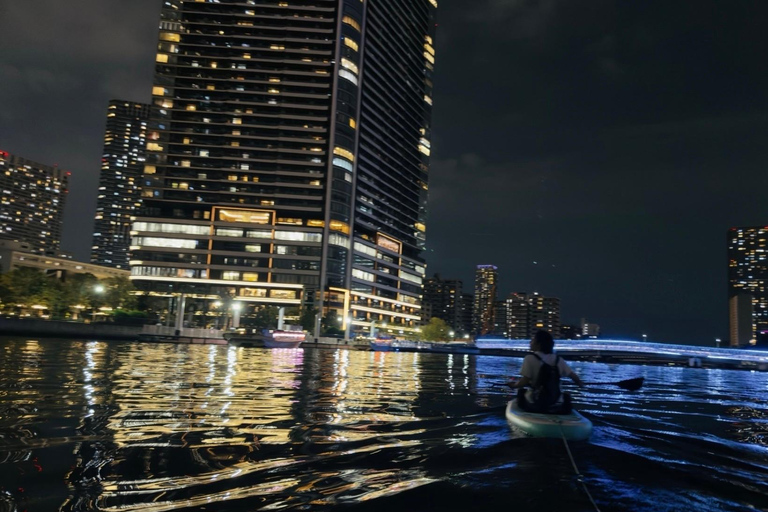 Tokyo: Nighttime SUP Cruise with Guide and Photos