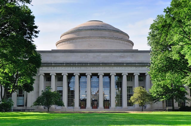 Cambridge, Massachusetts: MIT and Harvard Walking Tour