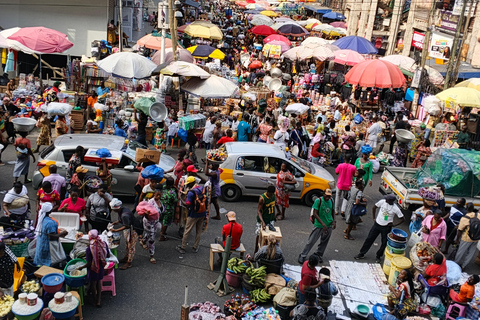 Accra: National Art Museum & Makola Market Experience
