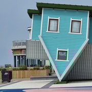 Brighton Walking Tour with a Local