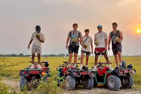 Siem Reap: Aventura de quadriciclo com pôr do sol e pausa para o chá